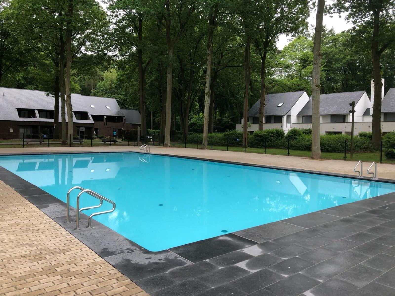 Chalet In Het Bos - Gezin - Wandelaars - Digital Nomads - Hs Wifi - Fijnspar 108 Aan de Wolfsberg Luaran gambar